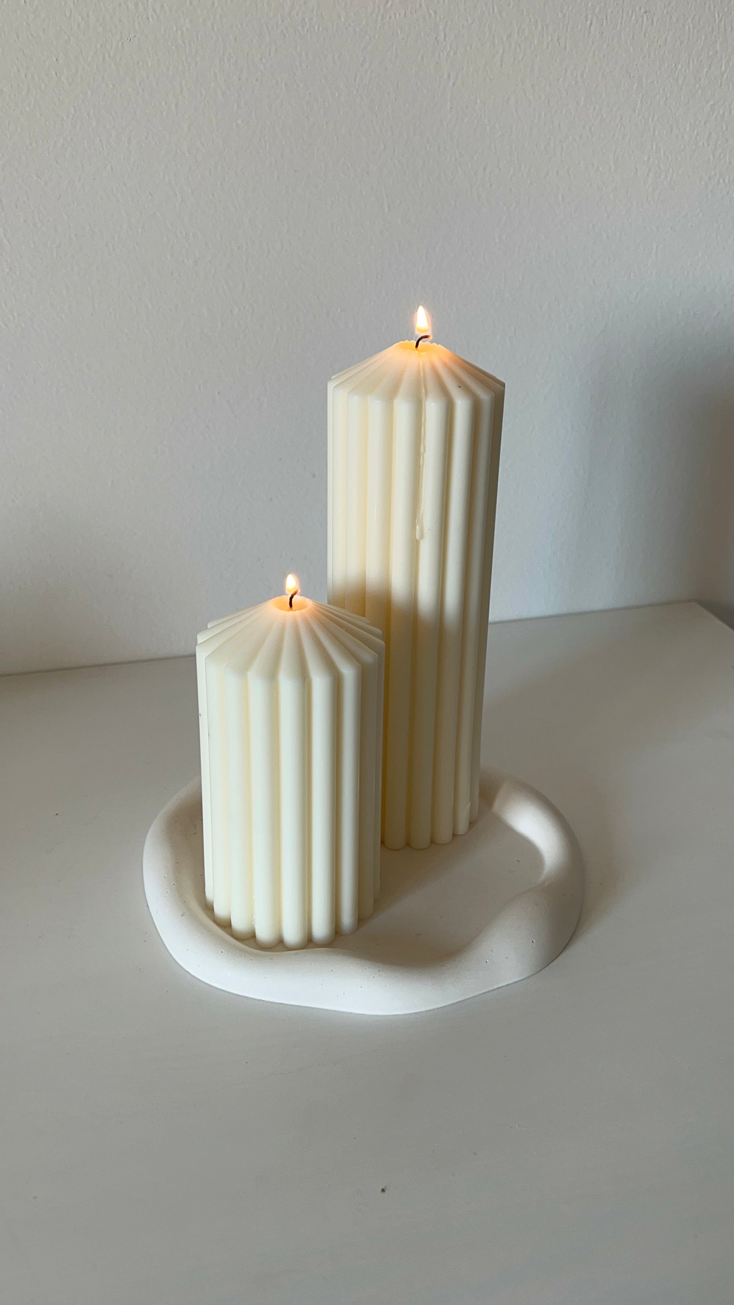 Pillar Maxi - Soy Candle